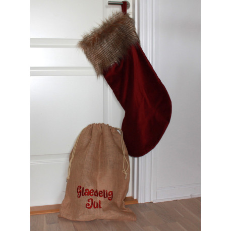Stor håndlavet julestrømpe med personlig brodering