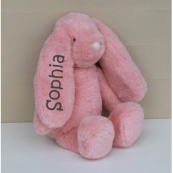 Tinka kaninbamse i rosa med navn broderet på øret